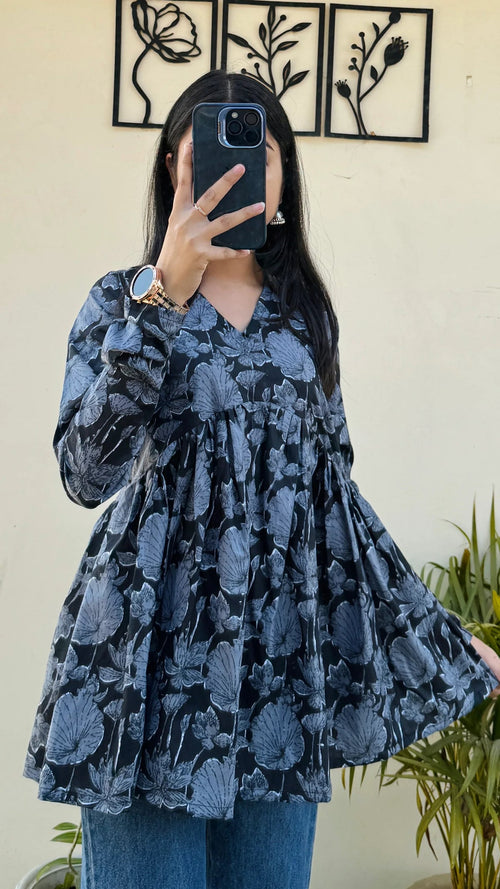 Cotton Black Flared Printed Aliacut Peplum Top