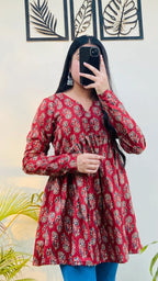 Cotton Flared Floral Print Aliacut Peplum Top